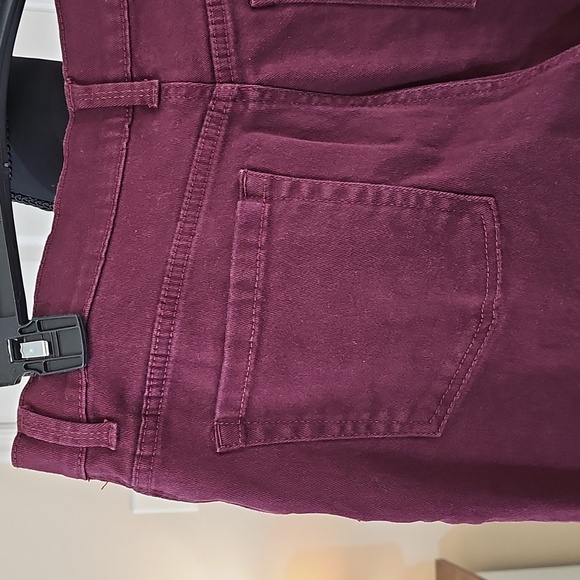 Jeans - Picture 11 of 16